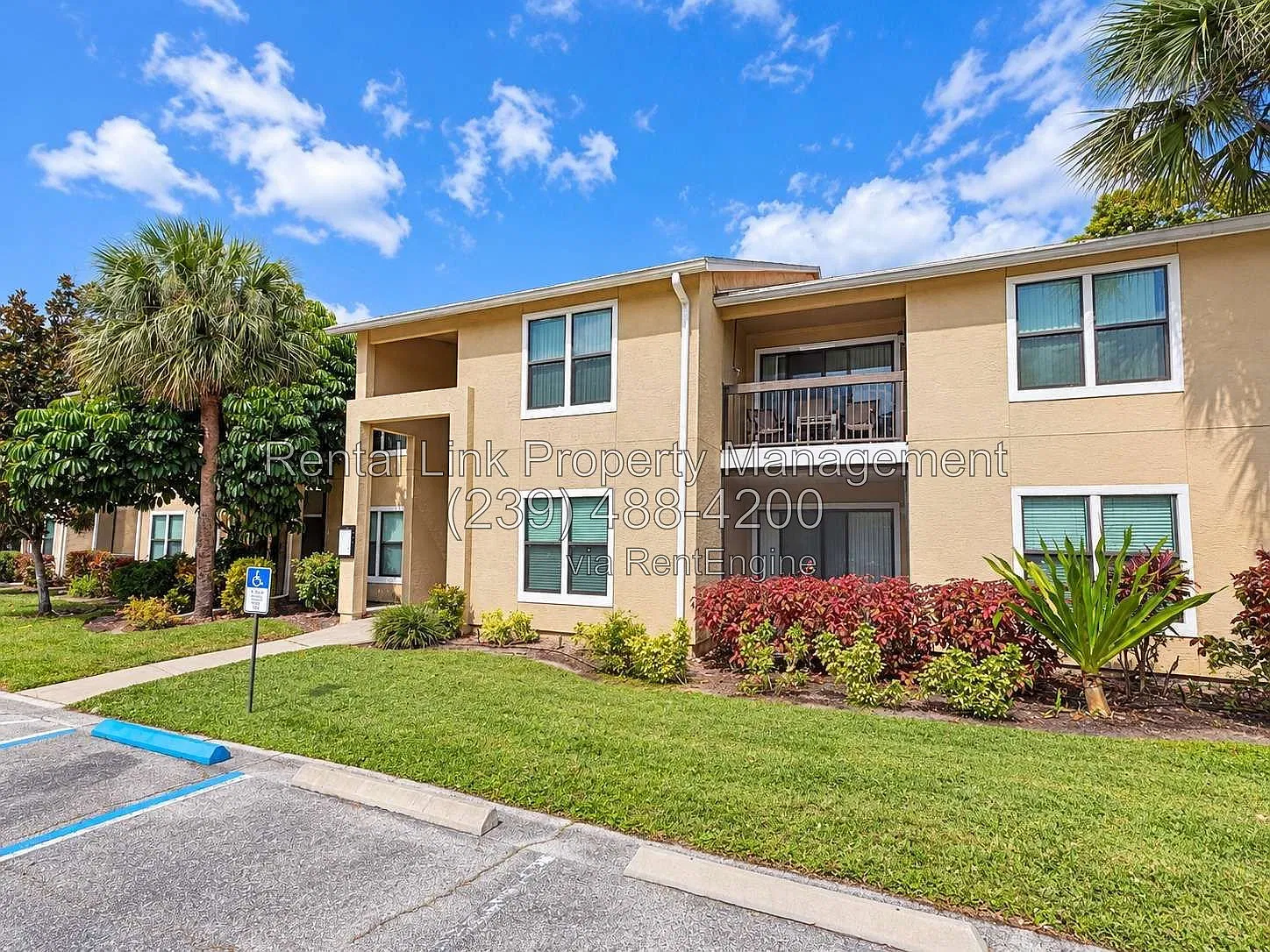 3 bed, 2.0 bath, 1260 sqft, $1,750 — Photo 1