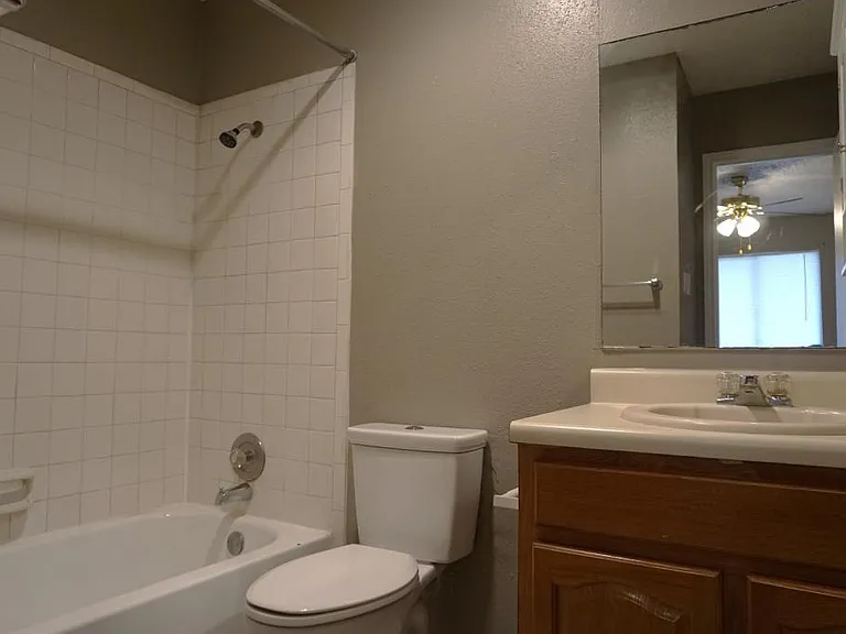 6320 Waddesdon Wood — Photo 17