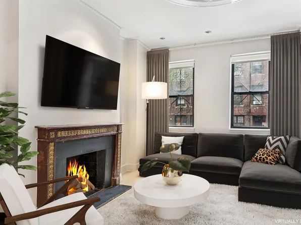 207 East 31st Street image 3 of 11