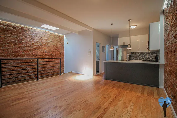 Rented by Next Door Realty NYC | media 29
