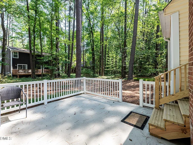 101 Flora McDonald Ln — Photo 3
