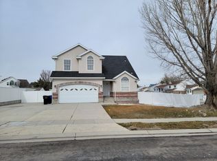 1528 W Duffys Ln, West Jordan, UT 84084