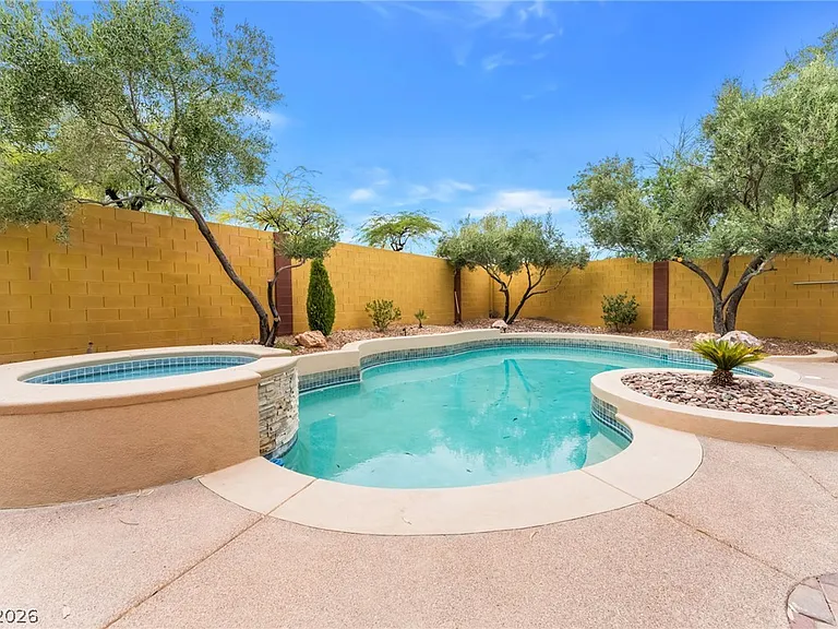 1733 Tesara Vista Pl — Photo 40