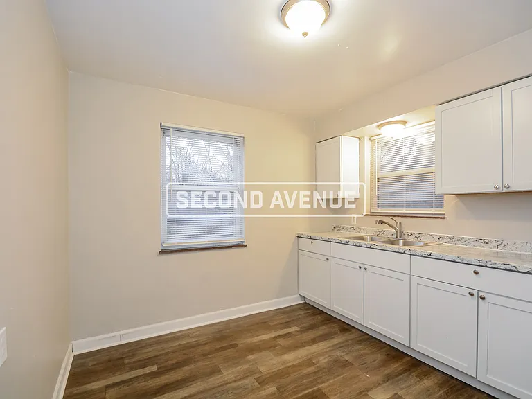 3052 Worthington Ave — Photo 3