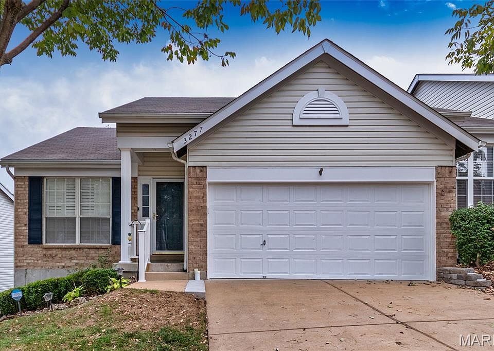 1st image of 3277 Country Hollow Dr