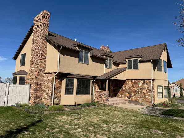 1273 N Newport Ln, Kaysville, UT 84037