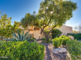 679 W Sunlight Ln, Tucson, AZ 85704