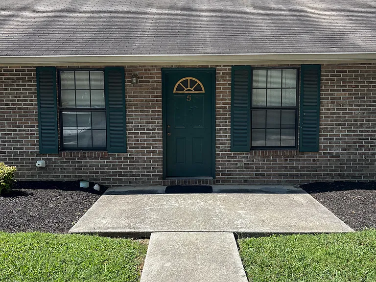 1726 Lone Tree Way — Photo 1