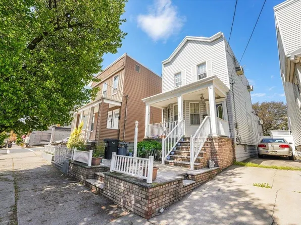 219 Prospect Ave, Bayonne, NJ 07002