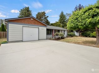 28615 21st Ave S, Federal Way, WA 98003