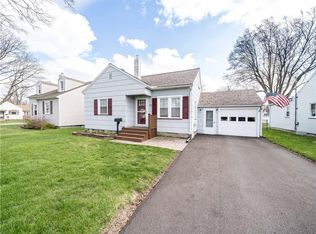 199 Chesterton Rd, Rochester, NY 14626