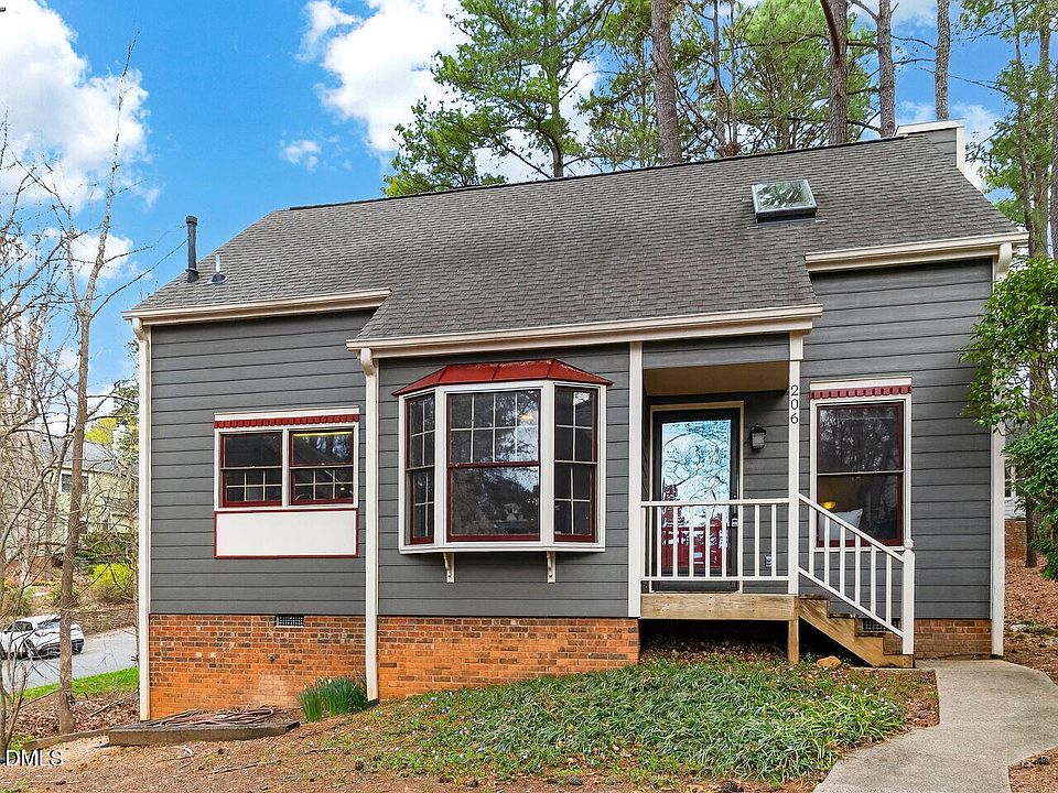 1st image of 206 Westbrook Dr