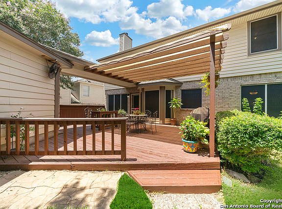 2nd image of 10446 Trailway Oak