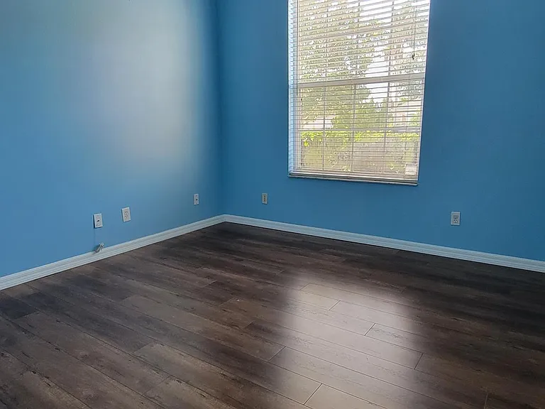 9841 Montclair Cir — Photo 6