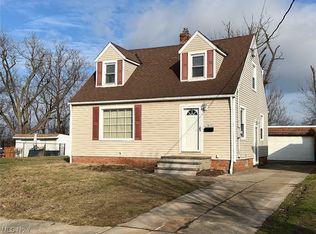 18213 McCracken Rd, Maple Heights, OH 44137