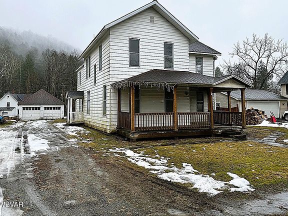 2nd image of 158 Center St