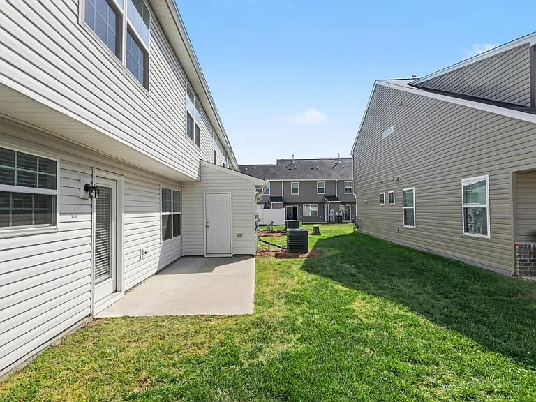 3874 Copperfield Ct — Photo 11