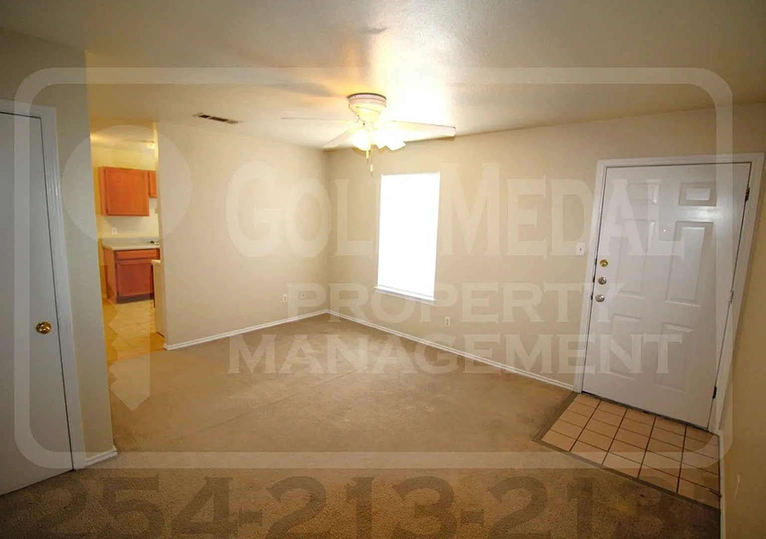 1708 Windward Dr — Photo 2