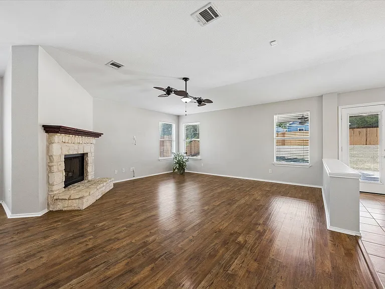 500 Millington Ln — Photo 18