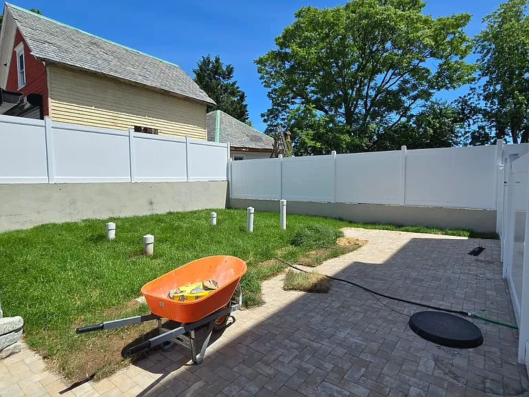 40 Lembeck Ave #101 — Photo 10