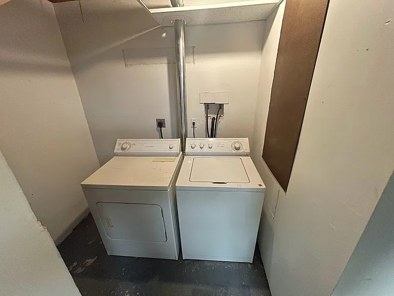424 McLane Ave #6 — Photo 9
