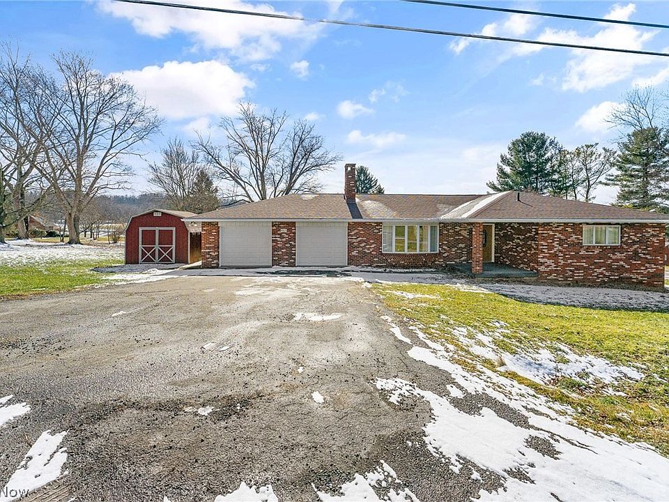 1st image of 49075 Maple Ln