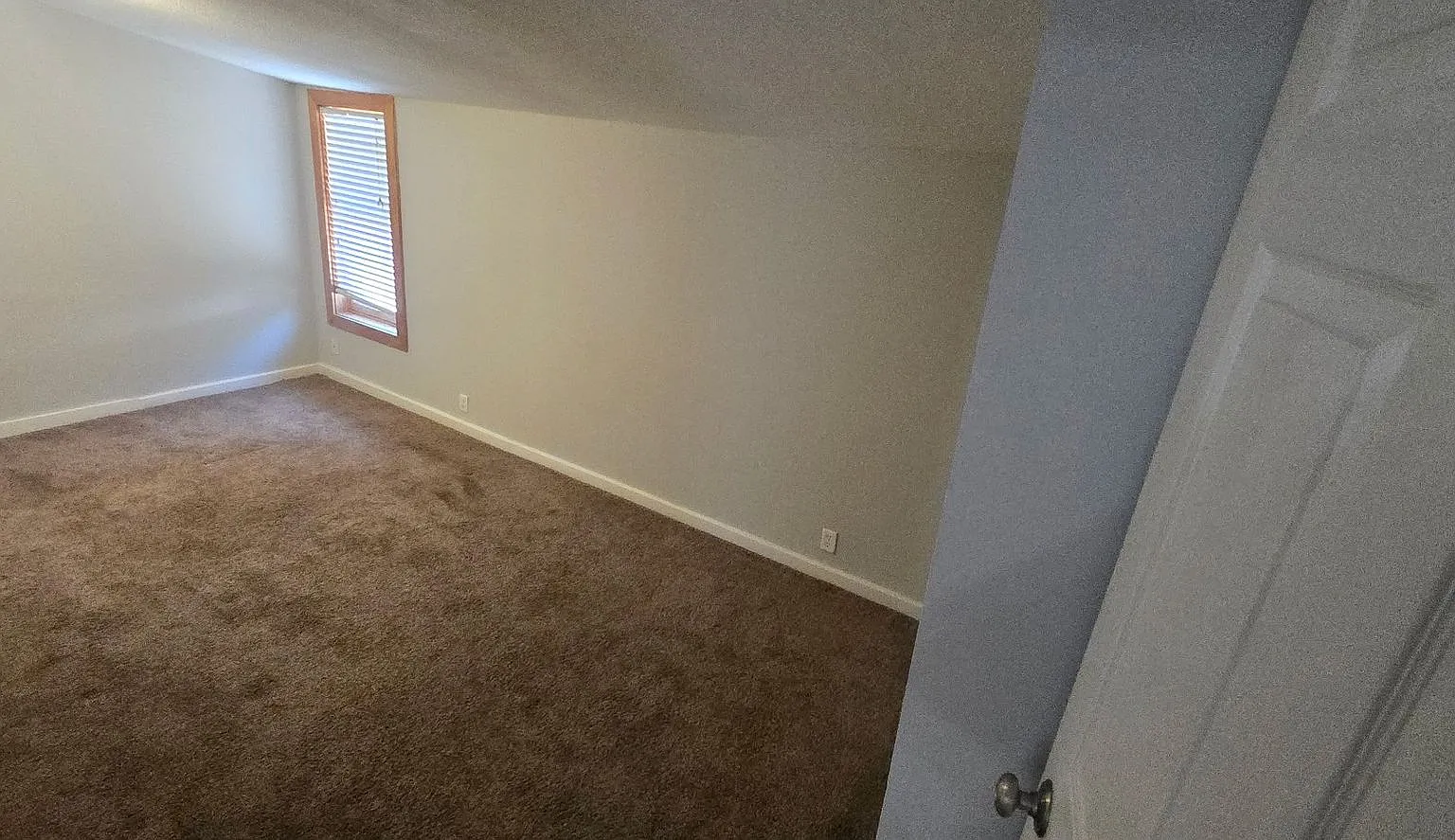 808 2nd Street — Photo 4