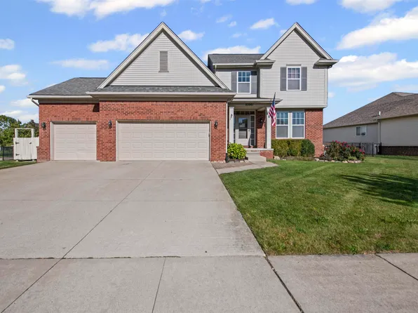 53561 Mary Ann Ln, New Baltimore, MI 48047