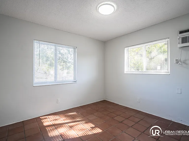 6650 Miller Dr #20 — Photo 15