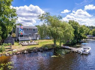 740 Reed Rd, Dartmouth, MA 02747