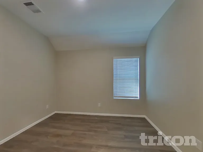 210 Pine Cavern Dr — Photo 11