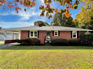 2 Lamotte St, Spartanburg, SC 29301
