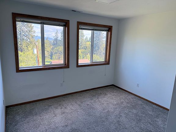 3rd image of 3776 SW Fairhaven Dr