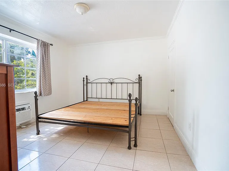 7435 Harding Ave #204 — Photo 5