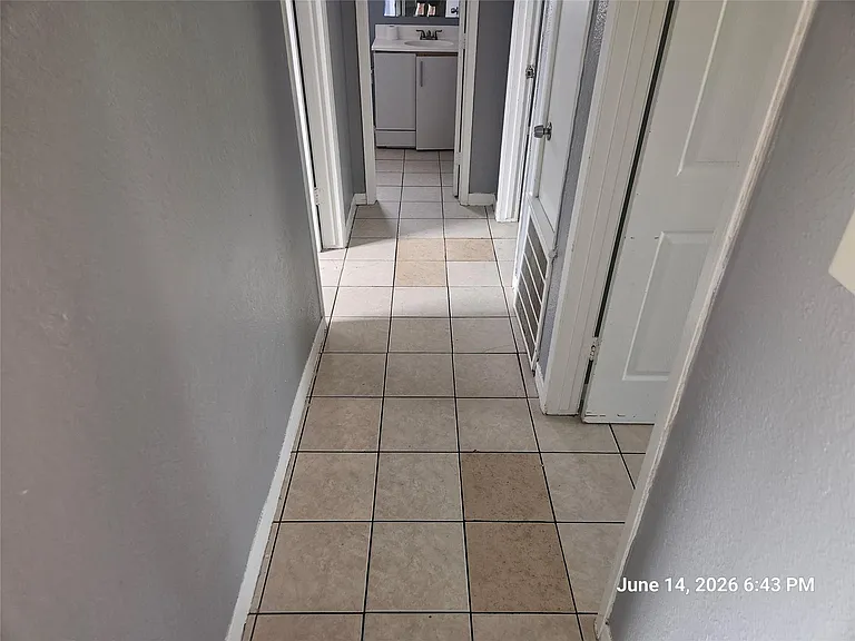 1534 Tarberry Rd — Photo 8