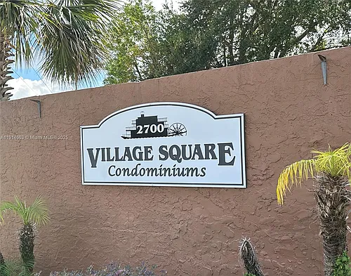 6060 Village Cir Photo 1