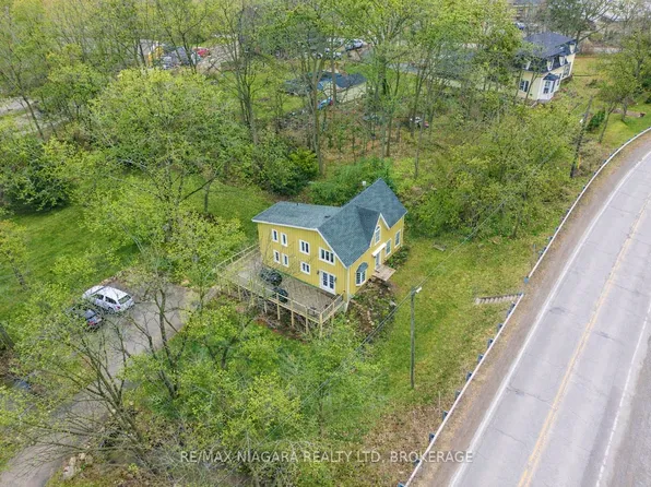 5515 King St, Lincoln, ON L3J 1N7