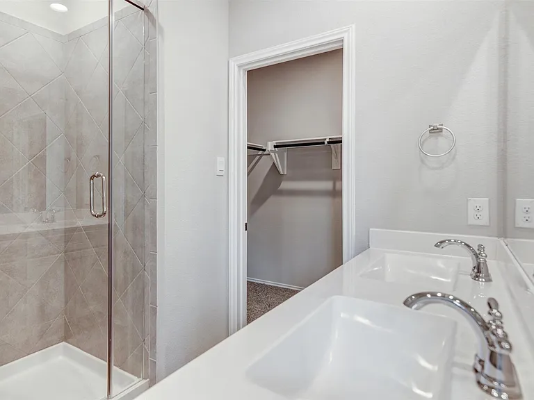 9304 Colonial Bent Ct — Photo 13