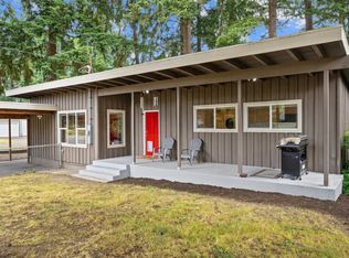 18568 Densmore Ave N #1, Seattle, WA 98133