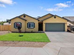 3451 E Grove Ave, Visalia, CA