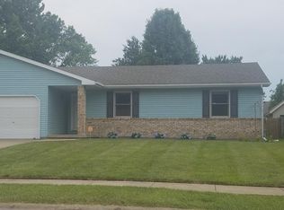 1204 Old Crows Way, Springfield, IL 62712