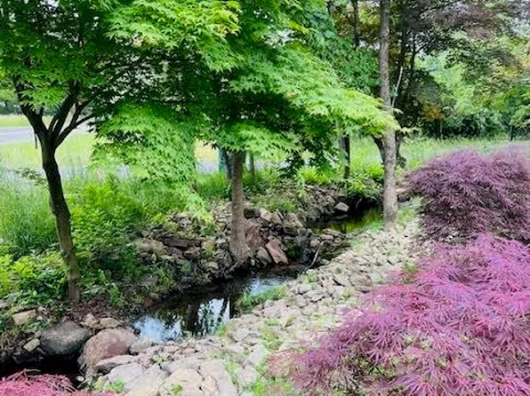 27 Fairmont Rd, Califon, NJ 07830