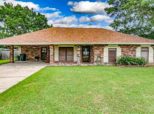 100 Lake Crescent Cir, Houma, LA 70360