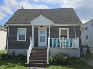 445 Manatee Ave, Hazel Park, MI 48030