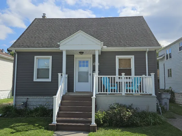 445 Manatee Ave, Hazel Park, MI 48030