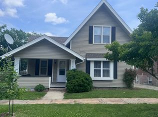 418 N Chestnut St, Cameron, MO 64429