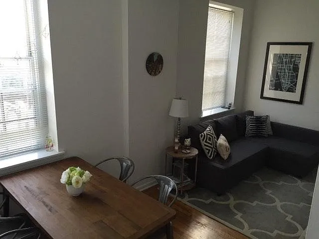 343 Monmouth St #3 — Photo 1