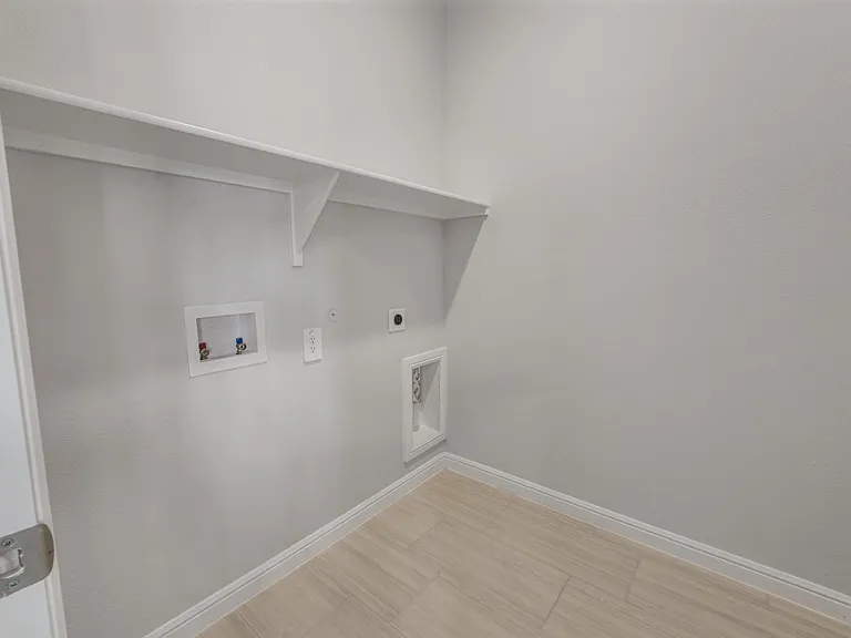 191 Greenhill Trl — Photo 15