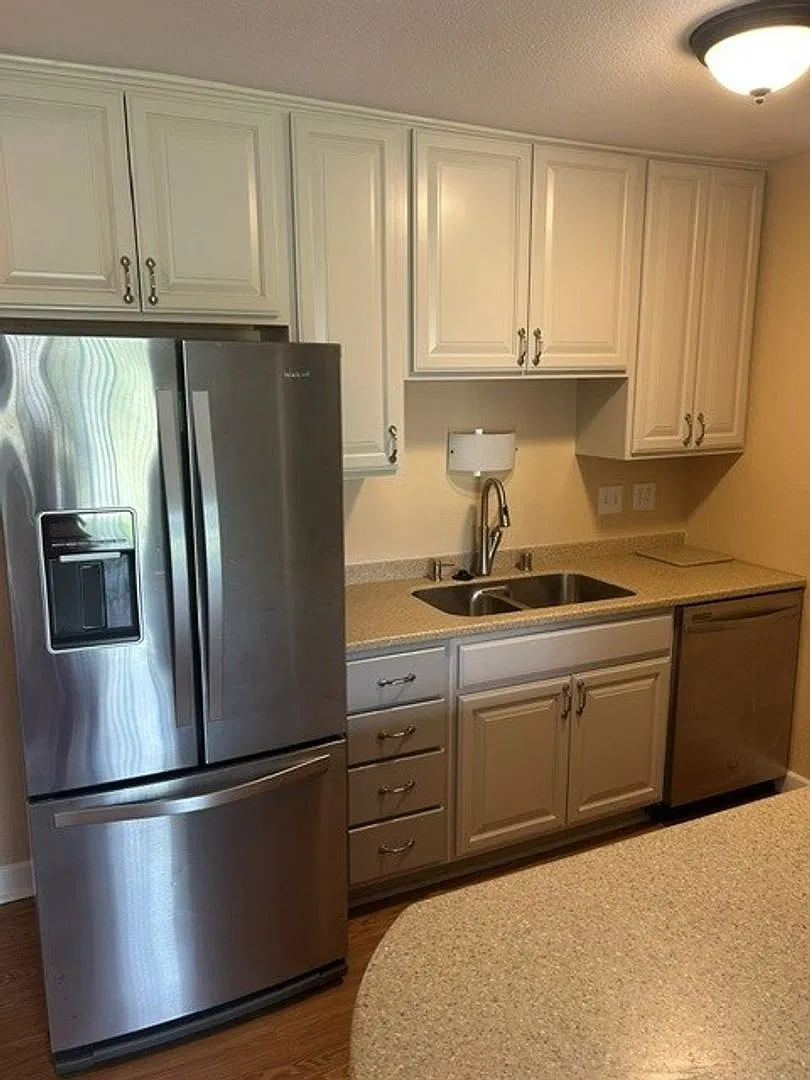 Somers Apartments — Photo 3