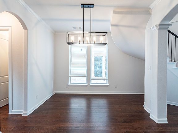4th image of 17017 Eastbrook Dr